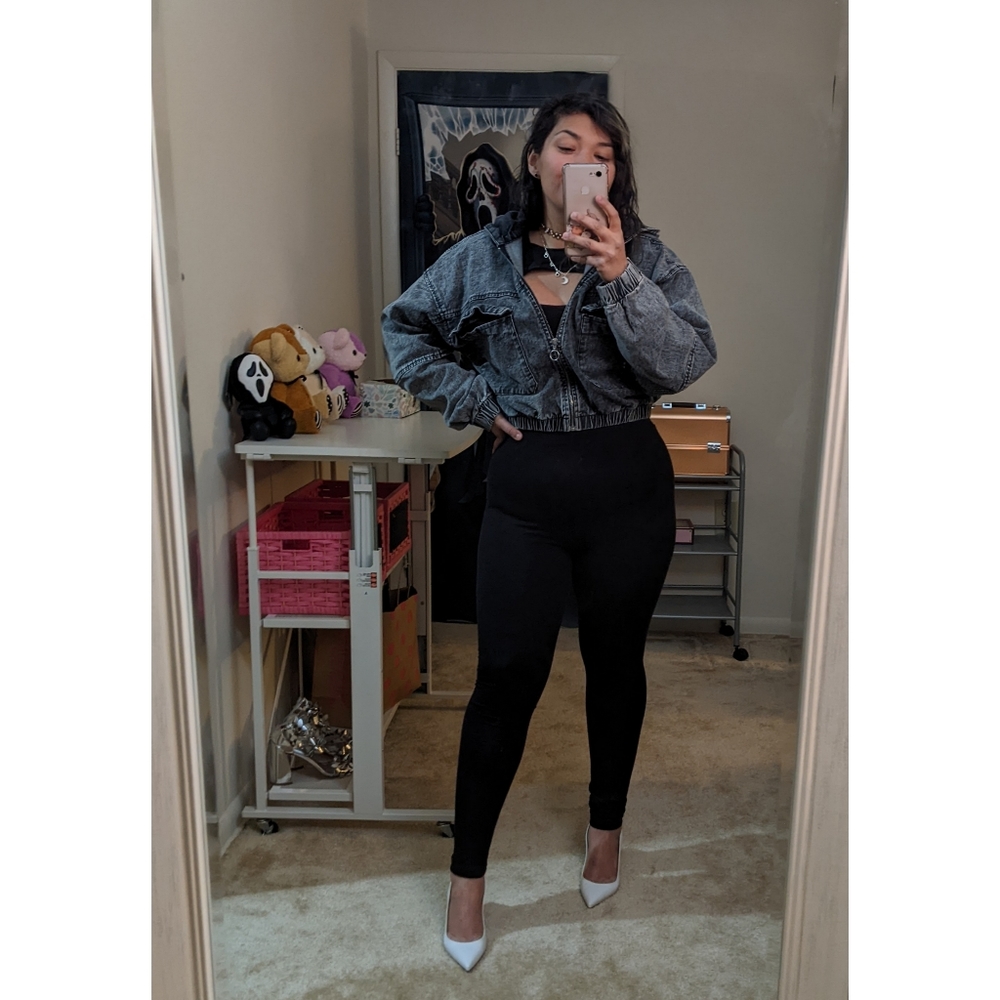 Cropped Urban Outfitters Denim Jacket